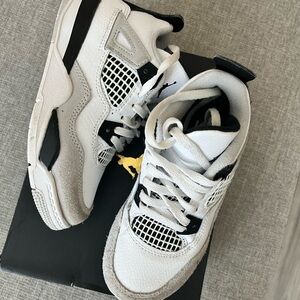 Jordan 4 Retro. Toddler. In original box